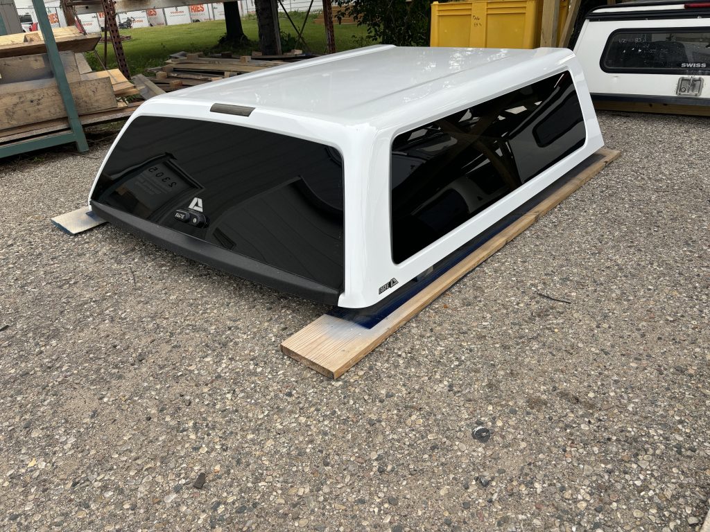 2019-2026 GMC Sierra 1500 6.5′ ARE Truck Cap