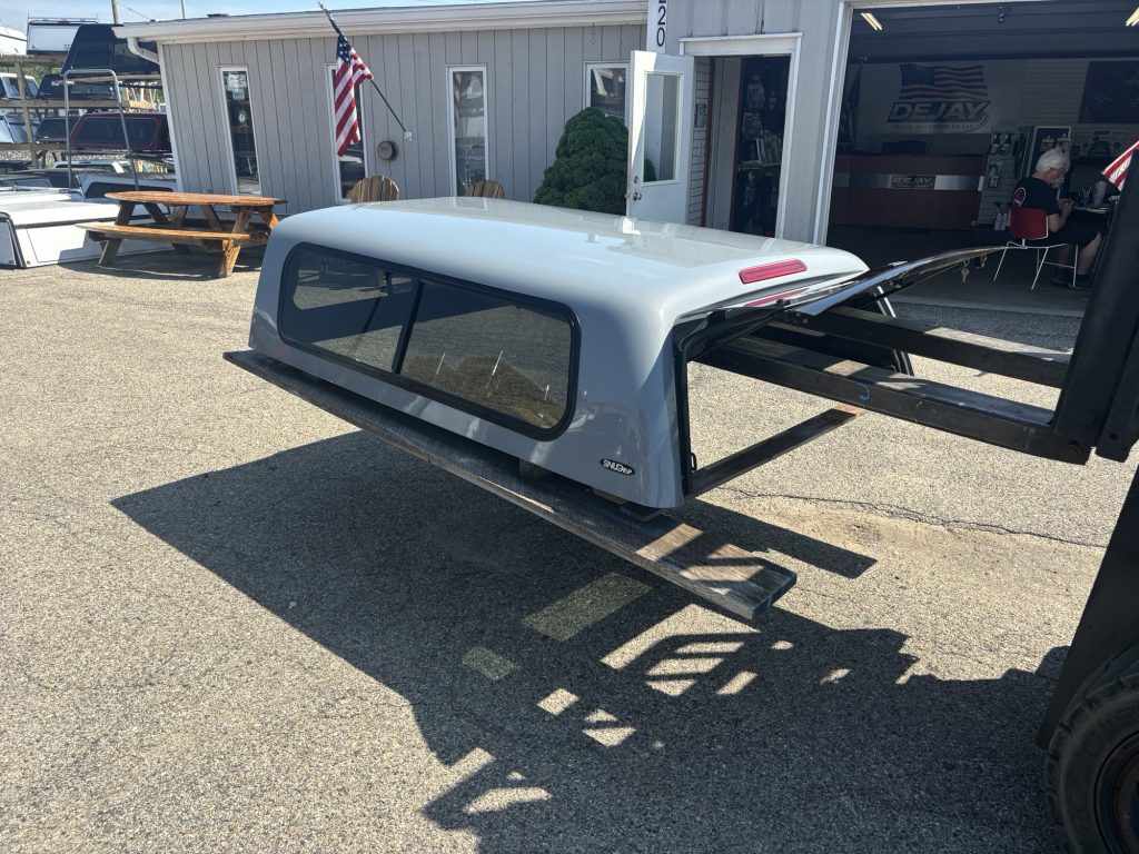2016-2023 Tacoma Double Cab 6’2” Snugtop Truck Cap