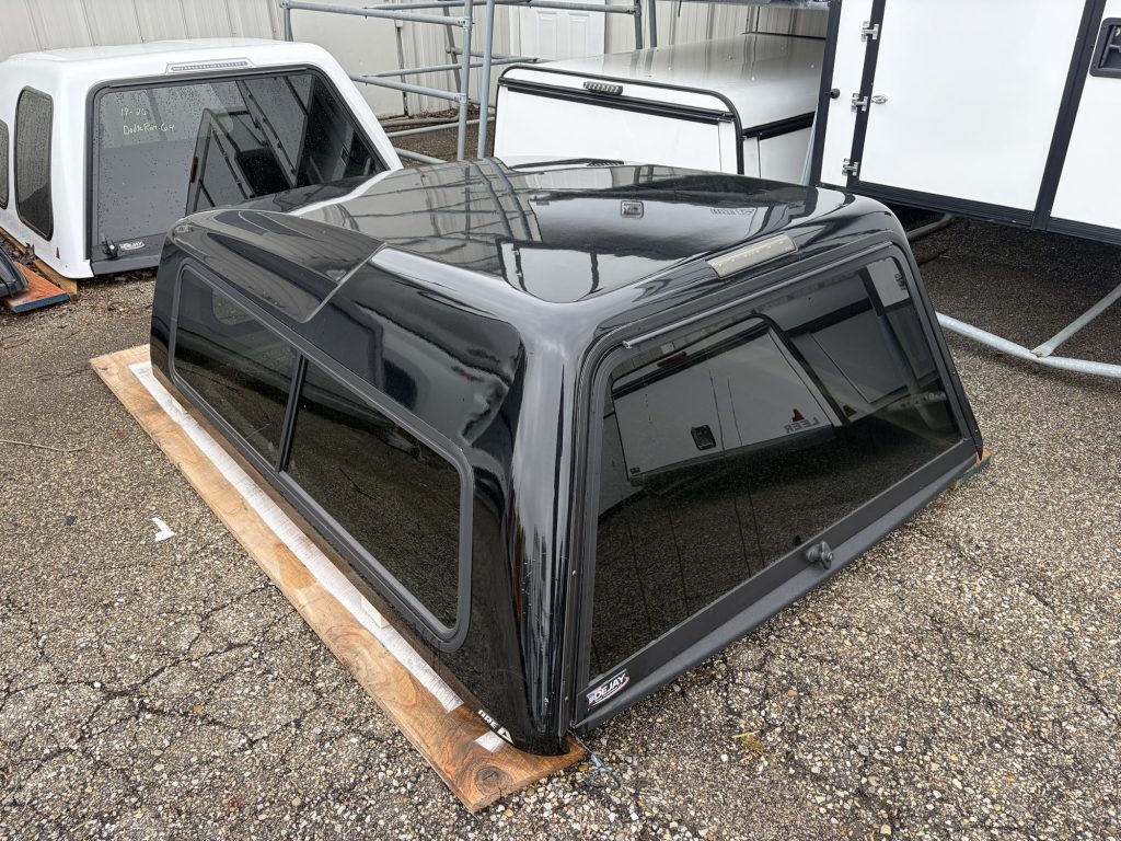 2016-2023 Toyota Tacoma Truck Cap