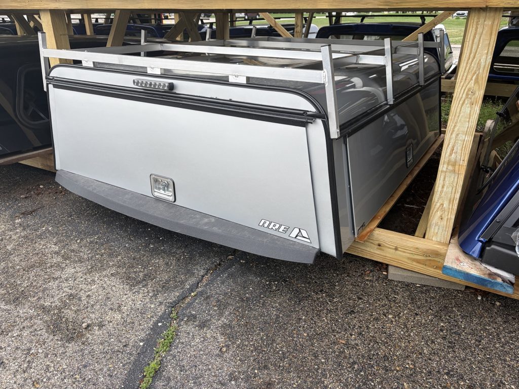 2019+ Chev/GMC 6.5’ ARE Aluminum Contractor Cap