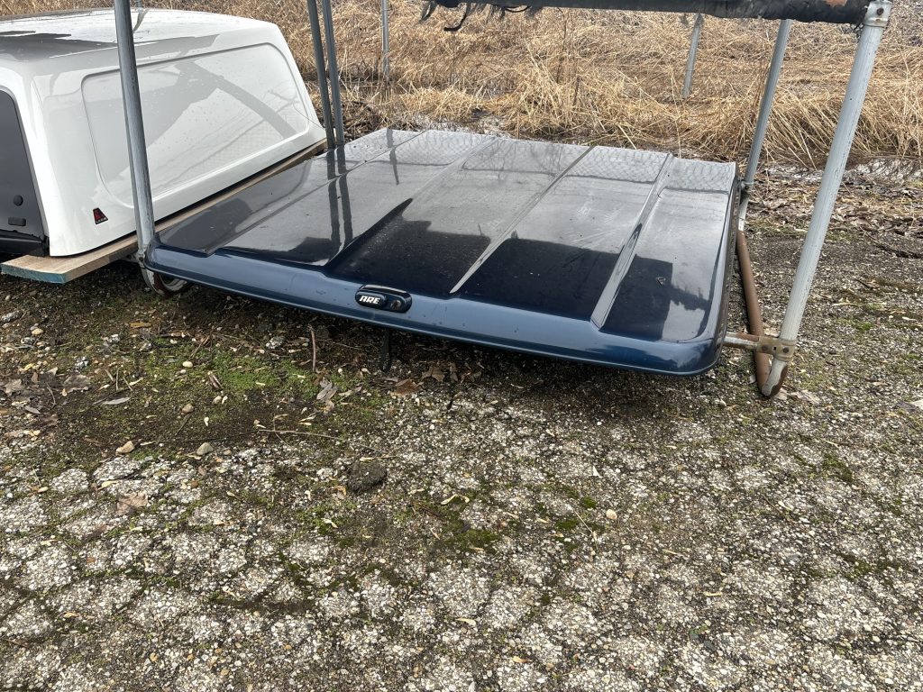2014-2018 Chev/GMC 5’8″ Fiberglass Lid