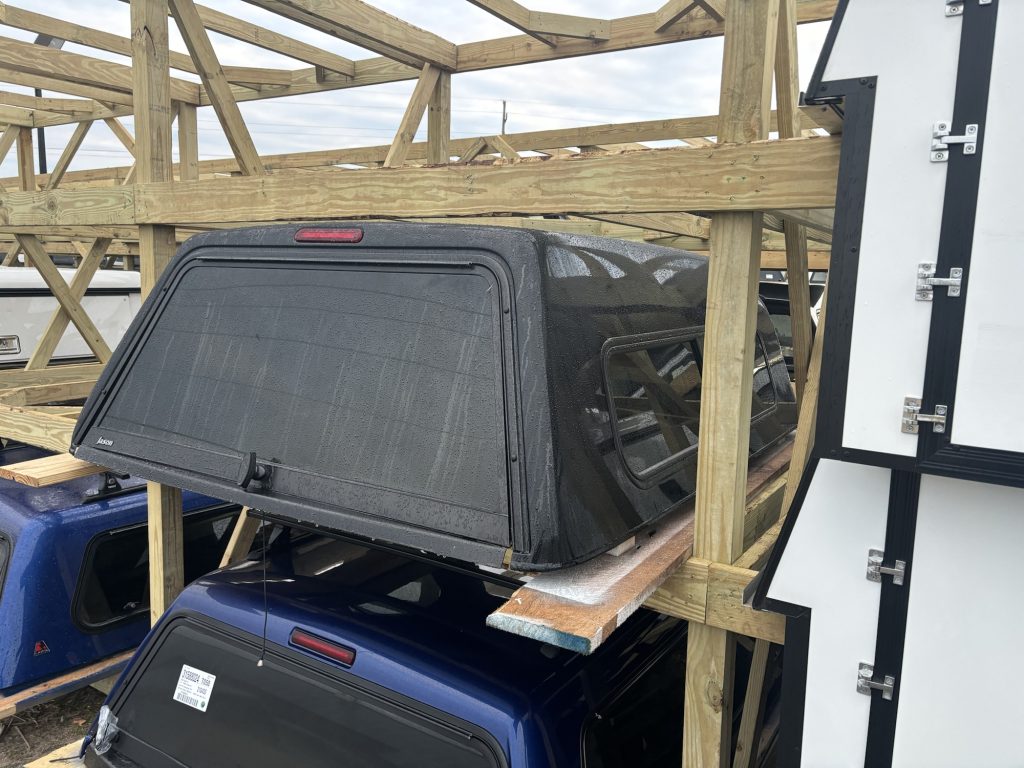 14-18 Chev/GMC 6.5’ Truck Cap
