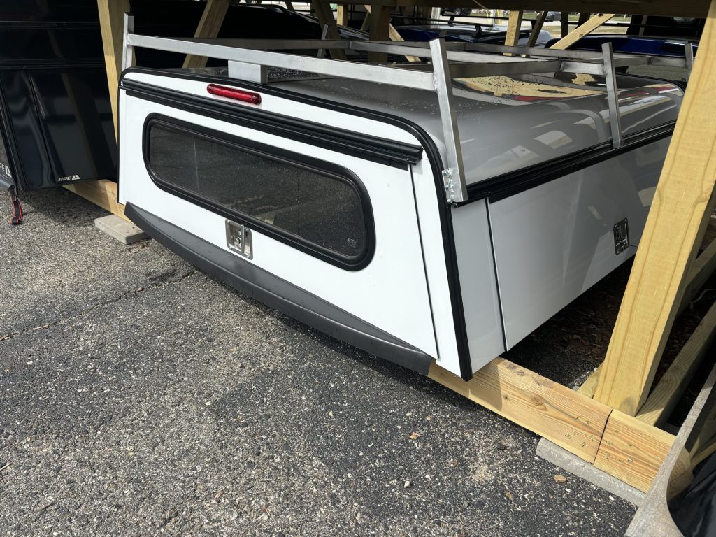 2019+ Chev/GMC 1500 6.5′ ATC Aluminum Truck Cap